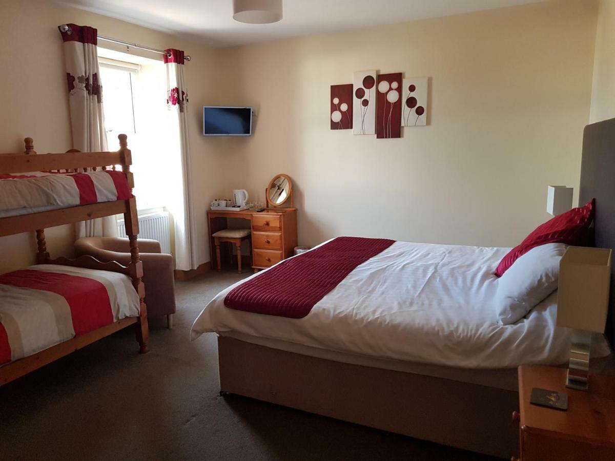 シーハウシズ The Olde School House Bed & Breakfast エクステリア 写真